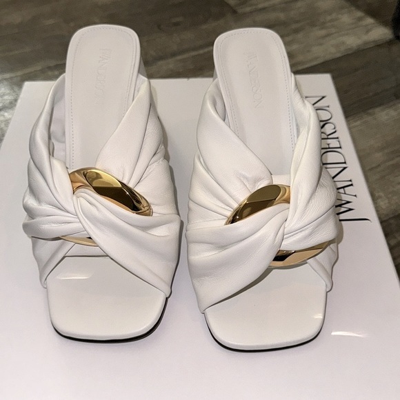 JW Anderson chain link knot heel mule sandals lamb leather white NWT sz 8 - Picture 2 of 8